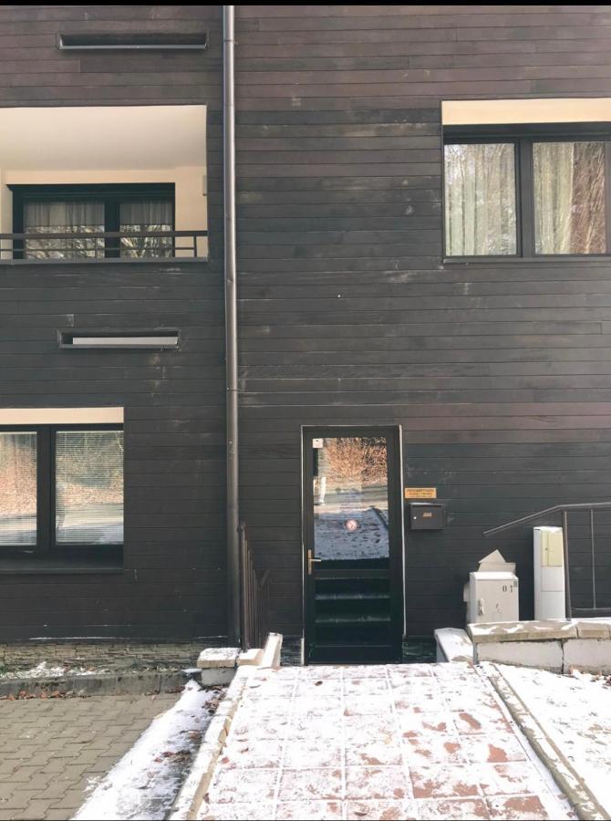 Utulny Apartman Triangel 50M Od Lyziarskeho Vleku Zahradky Доновалы Экстерьер фото